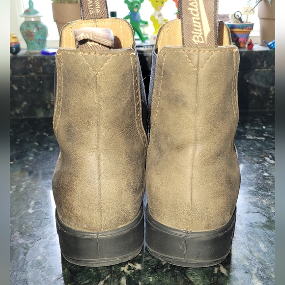 Blundstones 1351 High Top Boots - Picture 4 of 5